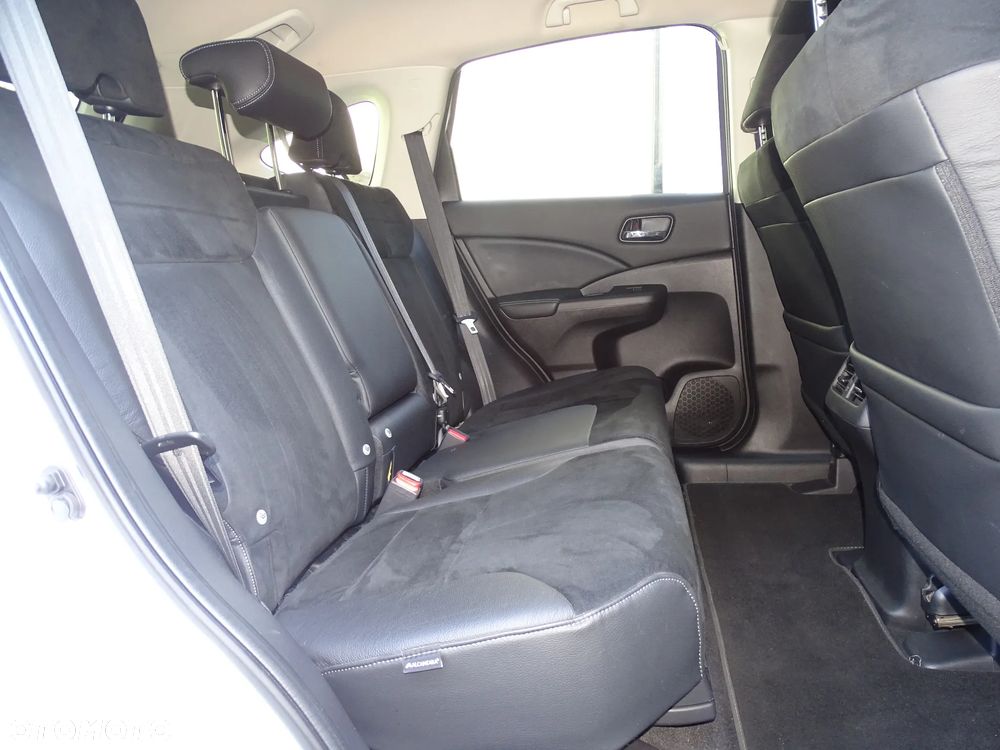 Honda CR-V - 13