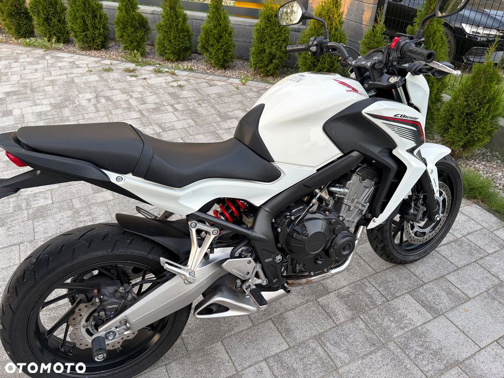 Honda CB - 11