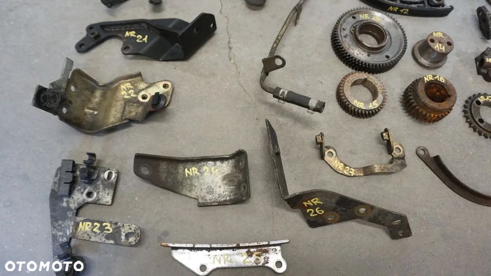 CZĘŚCI DO SILNIKA OSPRZĘT ROZRZĄD KOŁO ZĘBATE MASCOTT 3.0 DXI - 14