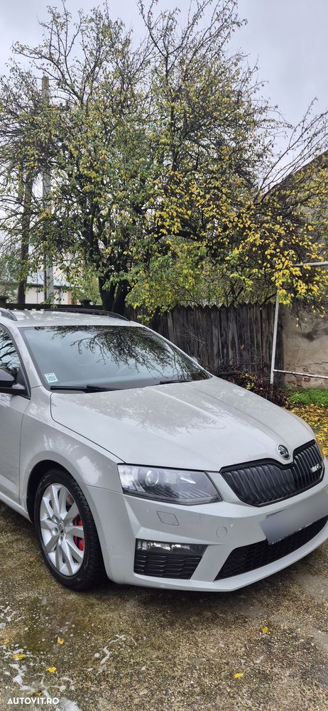 Skoda Octavia 2.0 TDI RS DSG - 3