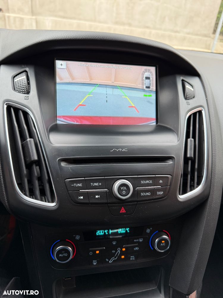Ford Focus - 19