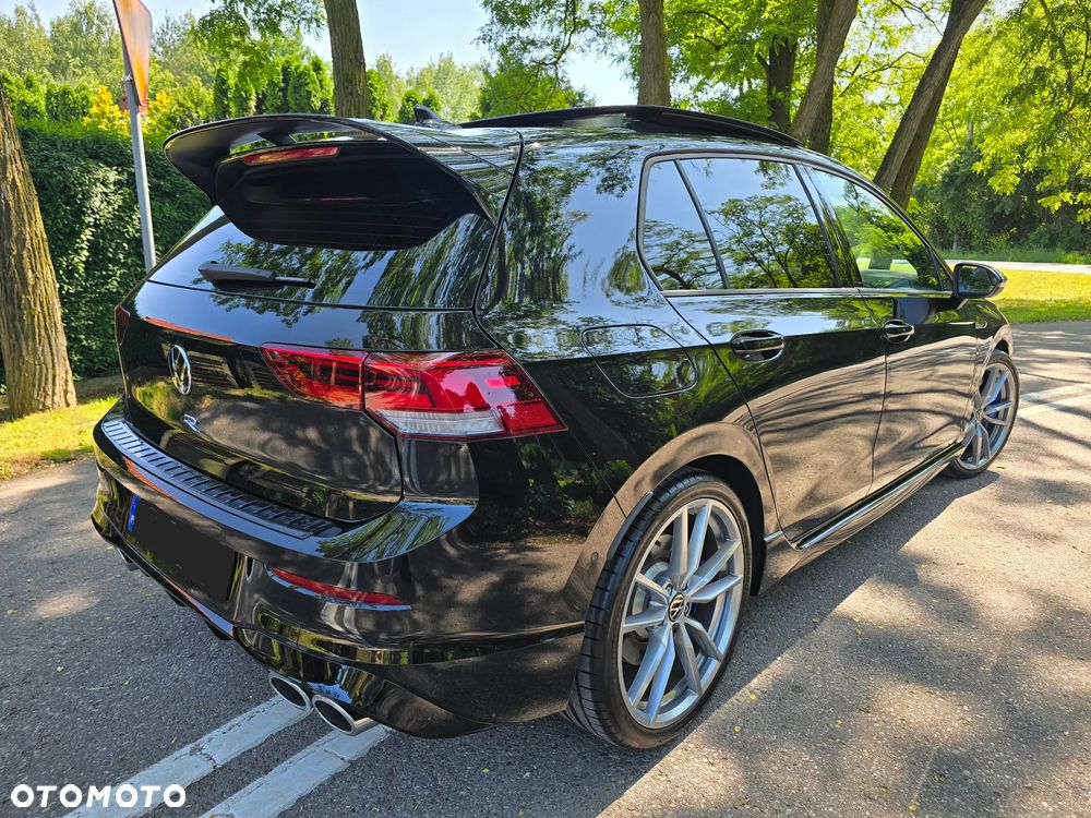 Volkswagen Golf - 9