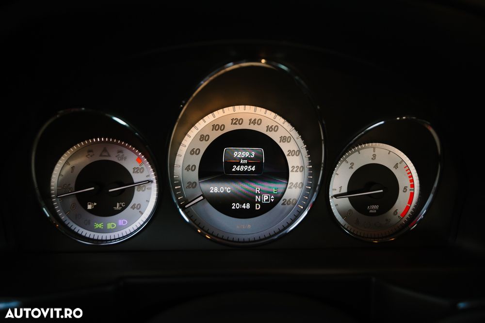 Mercedes-Benz GLK - 12