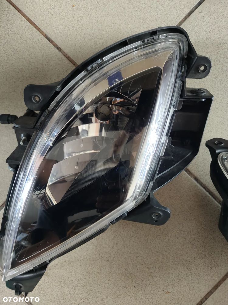 Hyundai IX20 halogen lewy prawy - 3