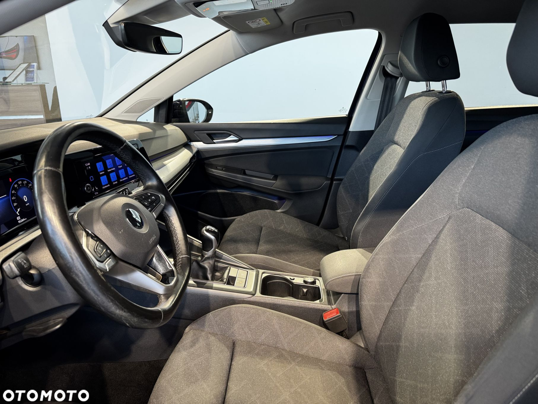 Volkswagen Golf - 16