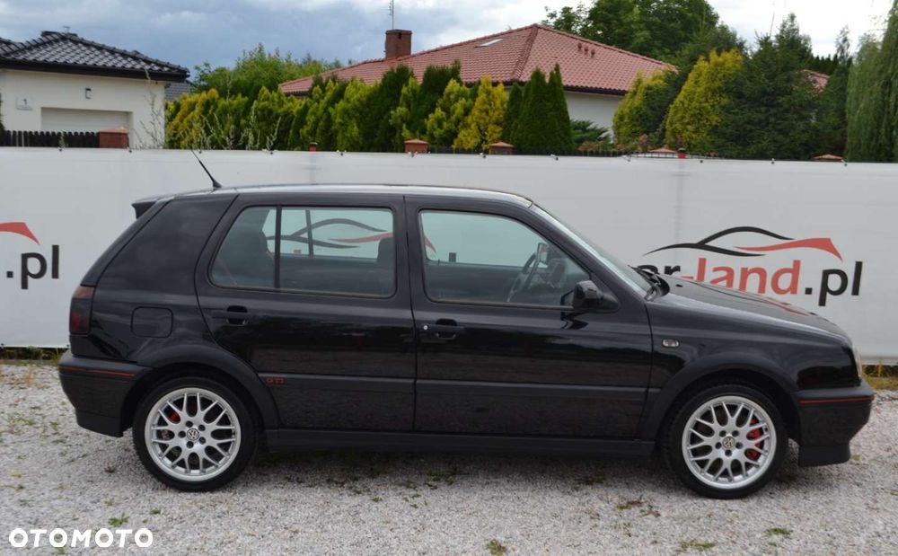 Volkswagen Golf - 17