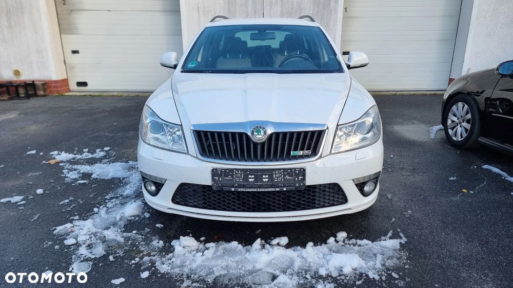 Skoda Octavia 2.0 TDI RS - 10