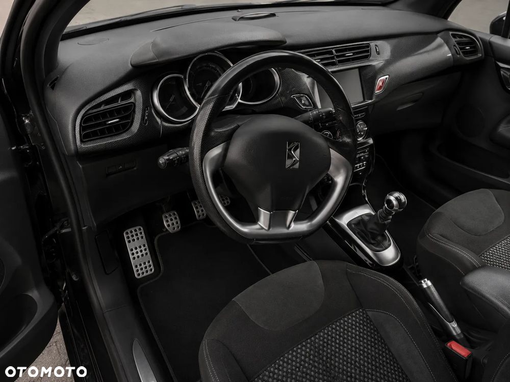 Citroën DS3 1.6 THP SportChic - 14