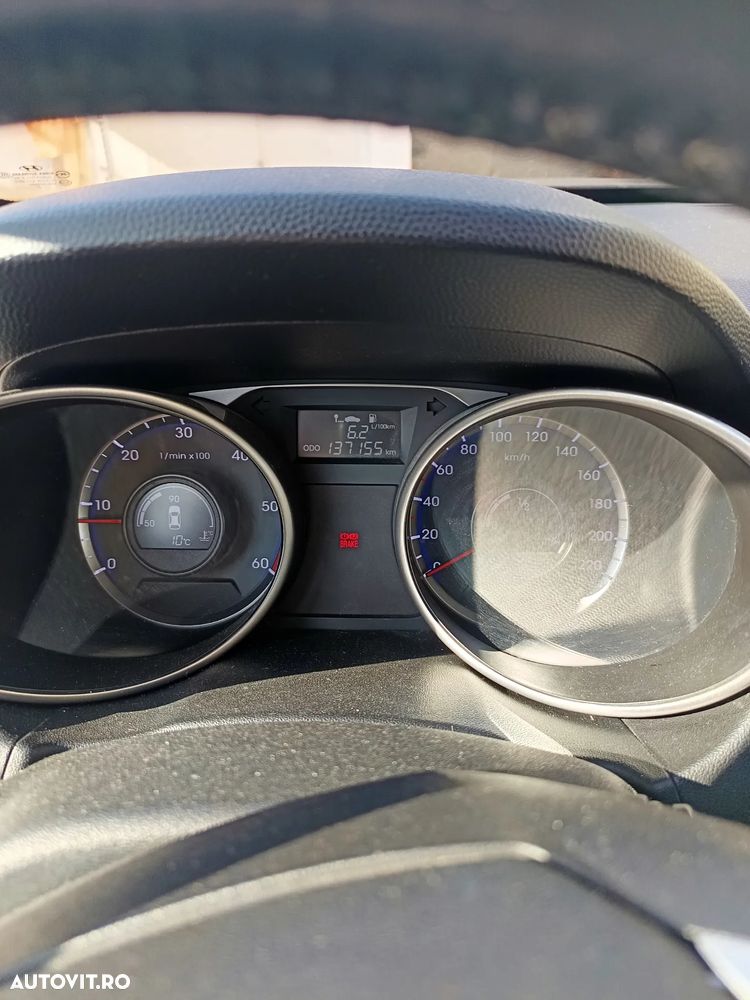 Hyundai ix35 2.0 CRDI 2WD Comfort - 8