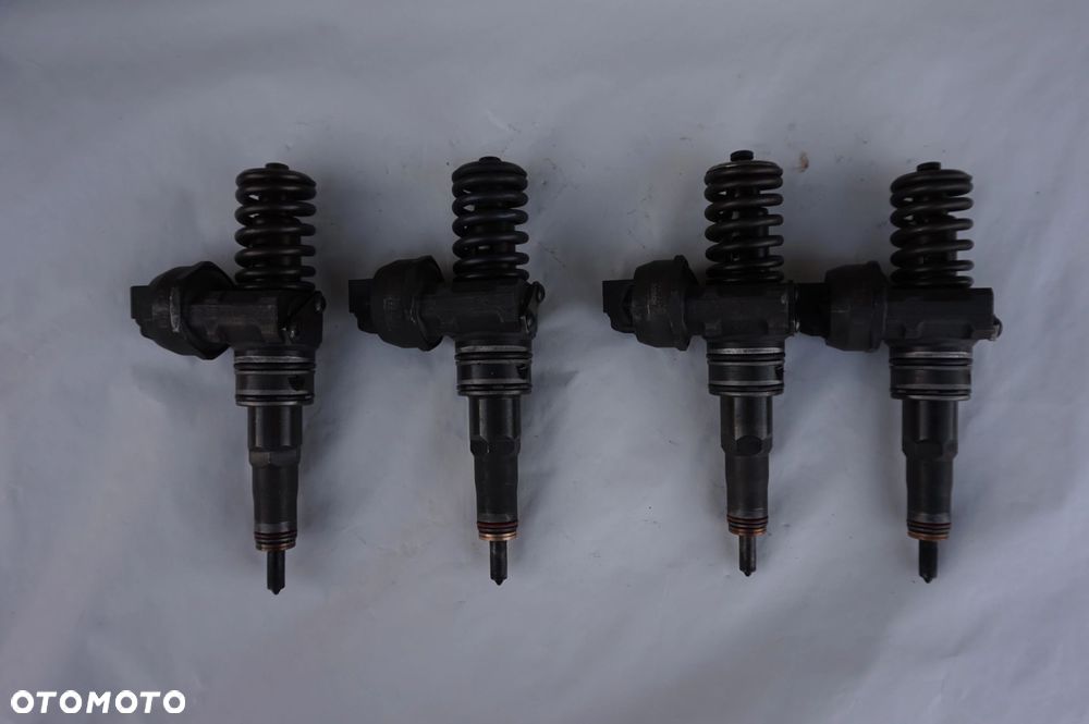 WTRYSK 1.9 TDI VW PASSAT B6 TOURAN SEAT LEON 038130073AG 0414720215 - 4