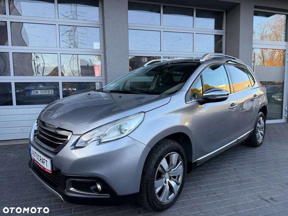 Peugeot 2008 1.2 VTi Allure - 28