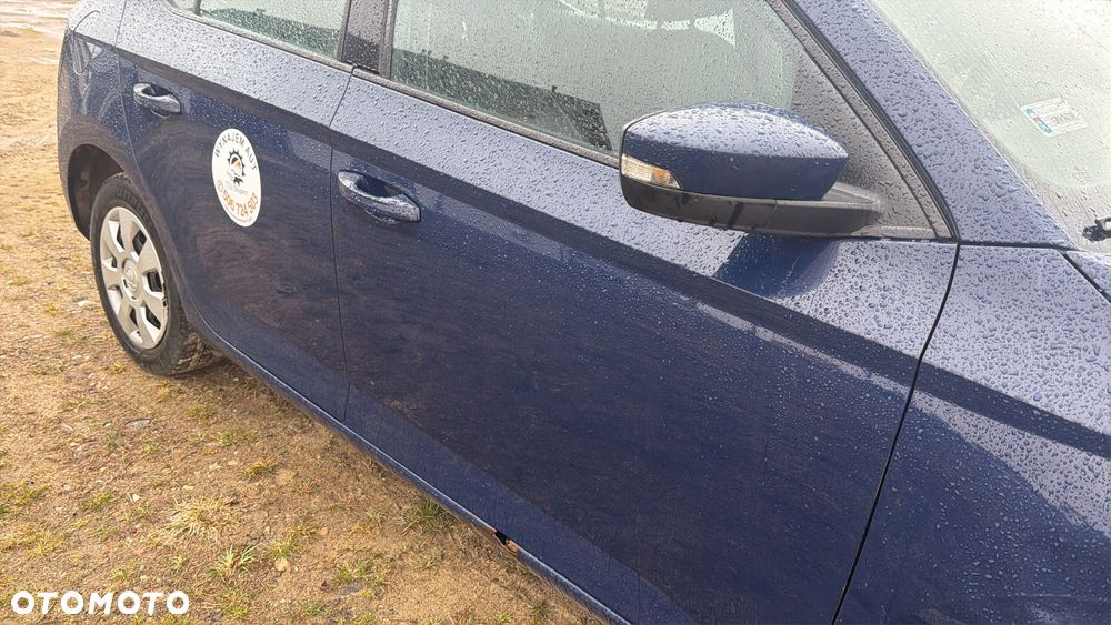 Skoda Fabia 1.0 Active - 8