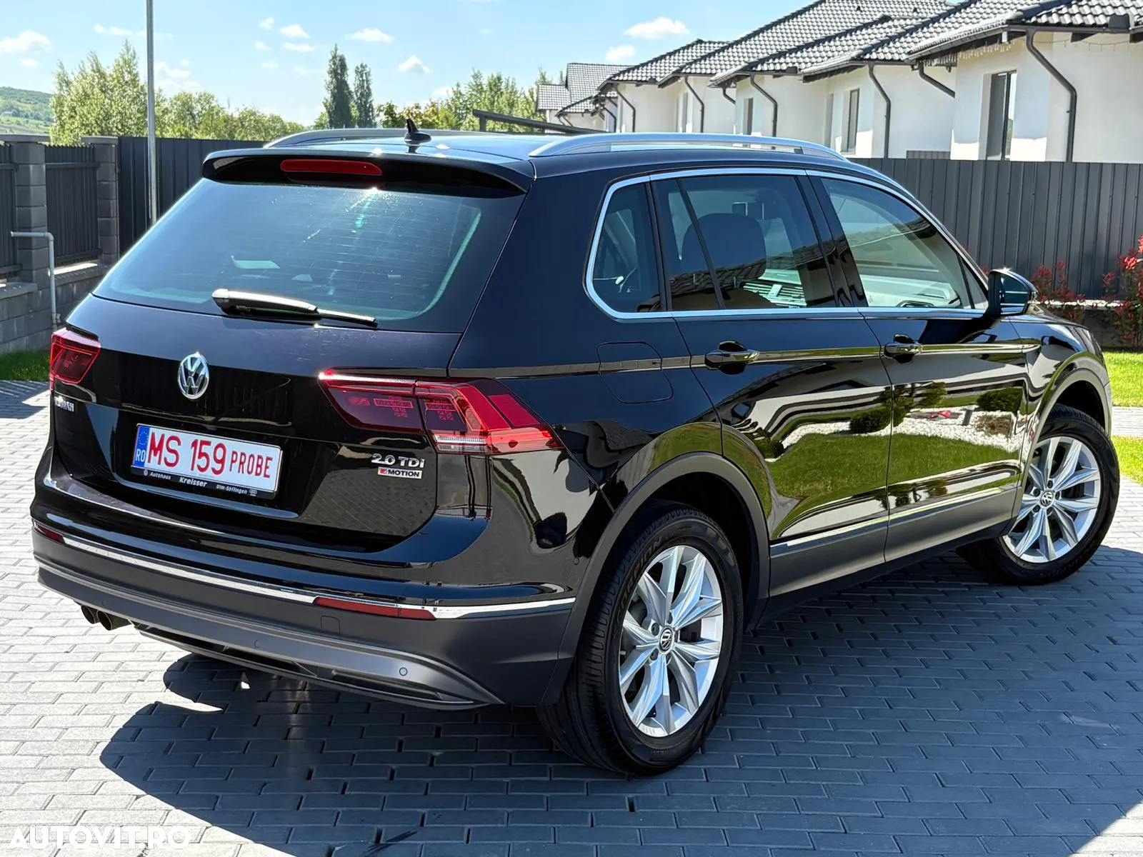 Volkswagen Tiguan 2.0 TDI 4Mot DSG Highline - 4