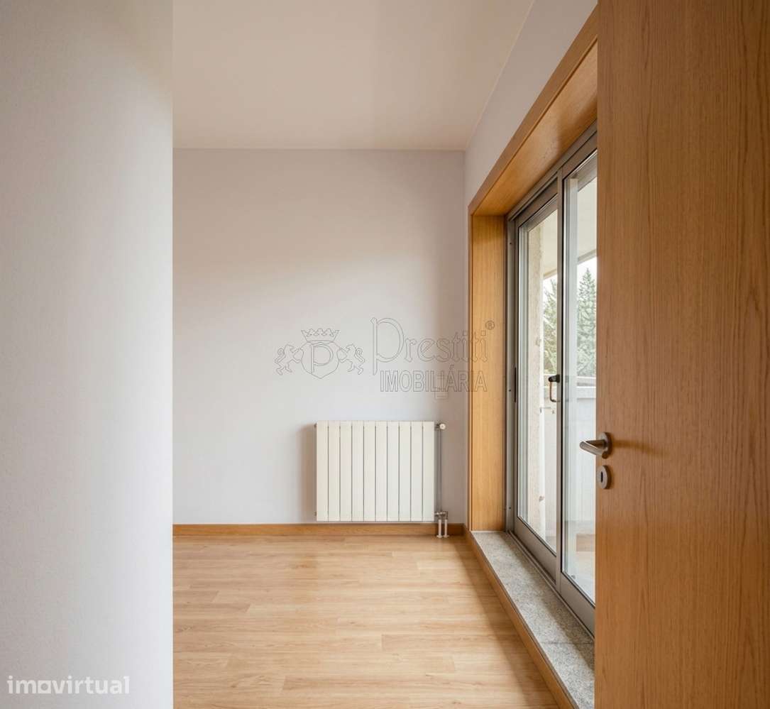 Apartamento T2 em Paranhos - Grande imagem: 4/10