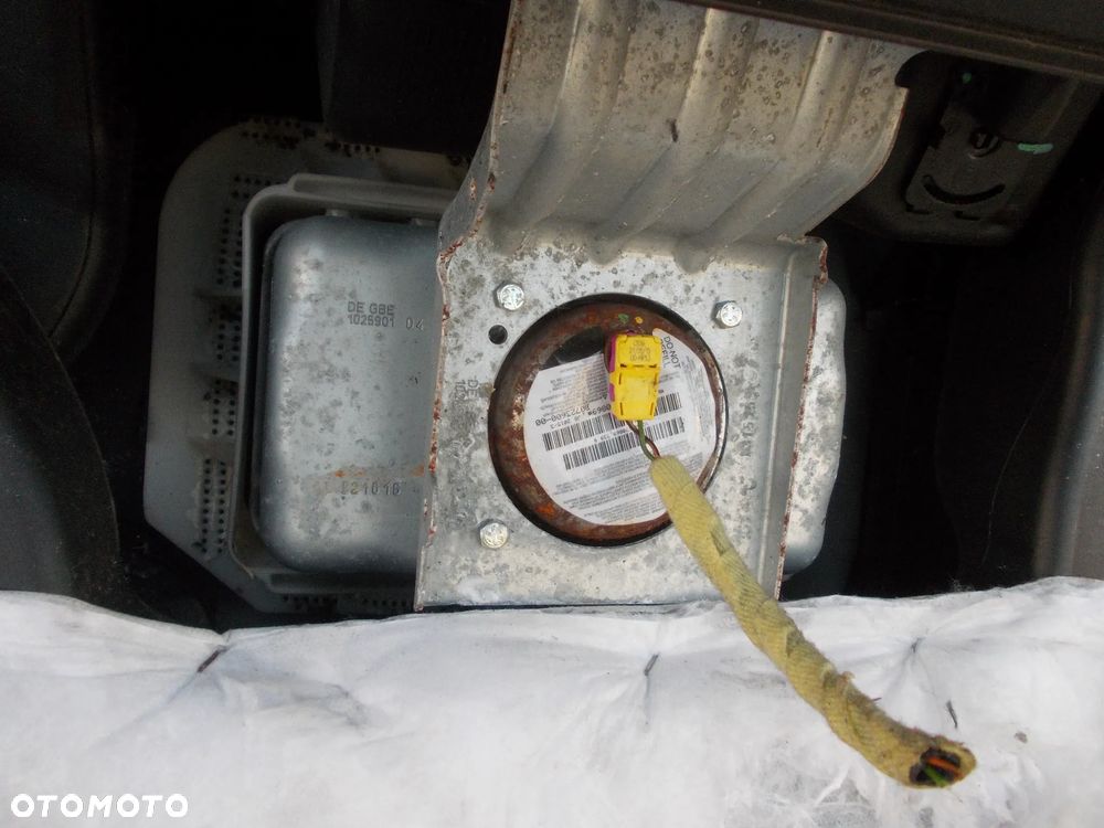 Deska poduszki pasy Fiat 500L orginał - 23