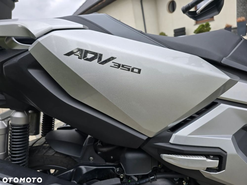Honda ADV350 - 7