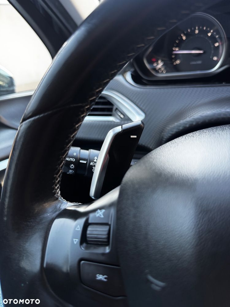 Peugeot 2008 - 19