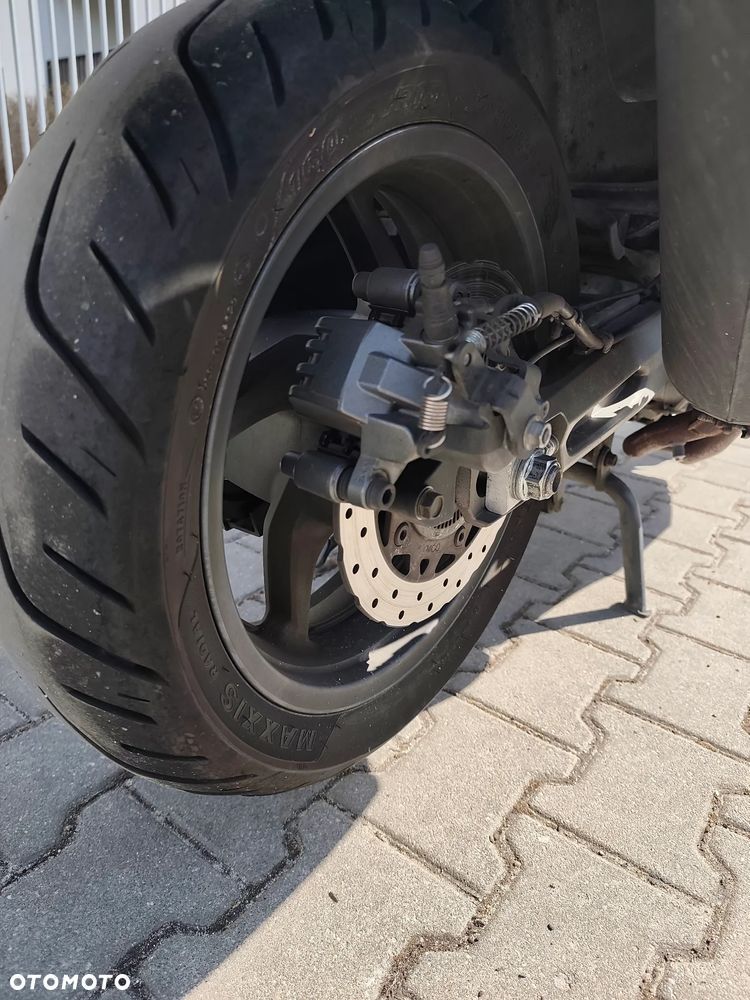 Kymco AK 550 - 19