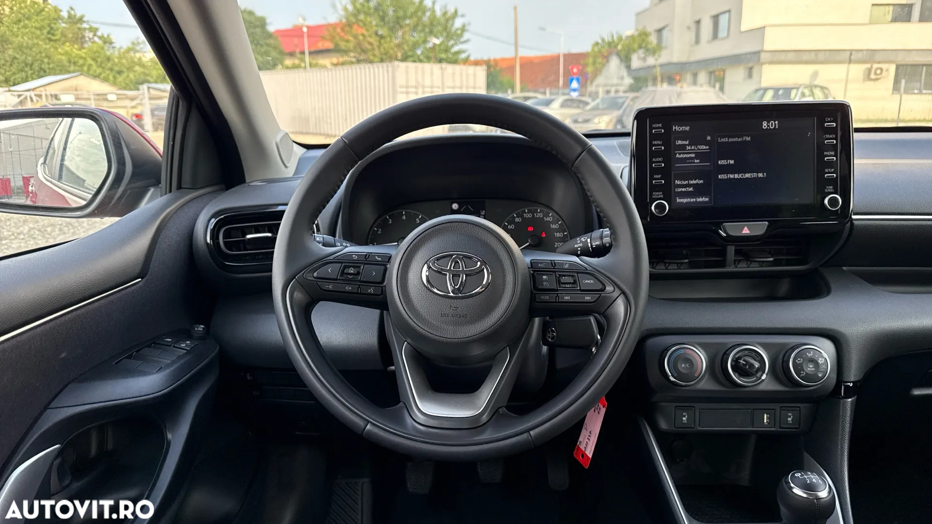 Toyota Yaris 1.5 L Dynamic - 16