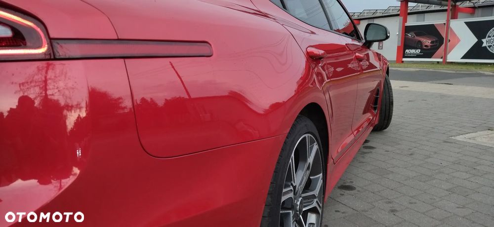 Kia Stinger - 18