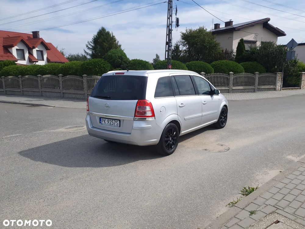 Opel Zafira 1.8 Enjoy - 14
