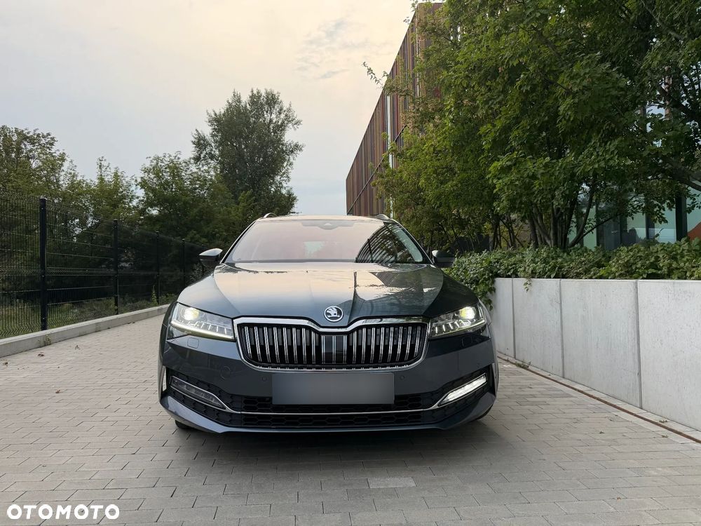 Skoda Superb 2.0 TDI SCR 4x4 L&K DSG - 5