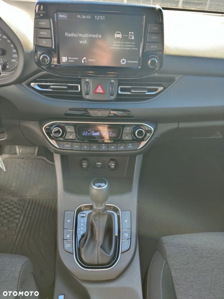 Hyundai i30 1.6 T-GDI Smart DCT - 11