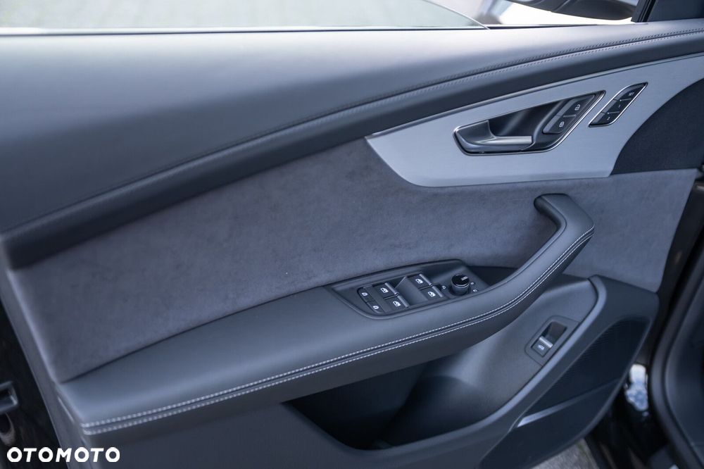 Audi Q8 50 TDI quattro tiptronic - 16