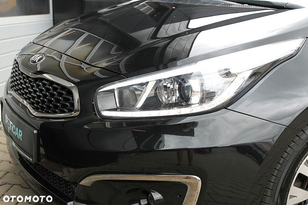 Kia Ceed - 19