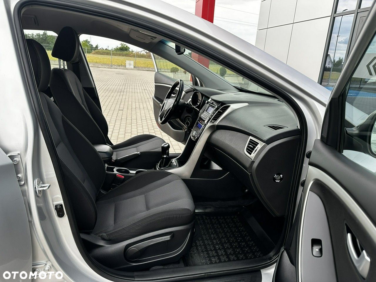 Hyundai i30 1.6 Classic + - 15
