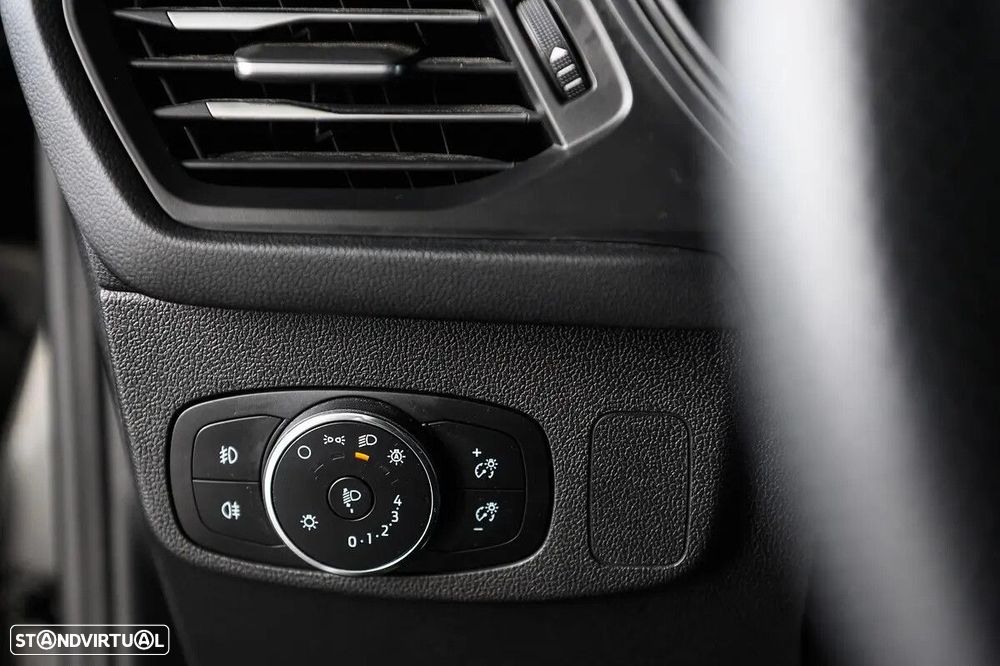 Ford Focus SW 1.0 EcoBoost ST-Line - 37