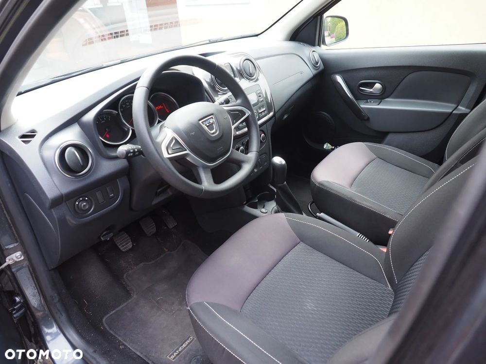 Dacia Sandero TCe 90 Laureate - 1