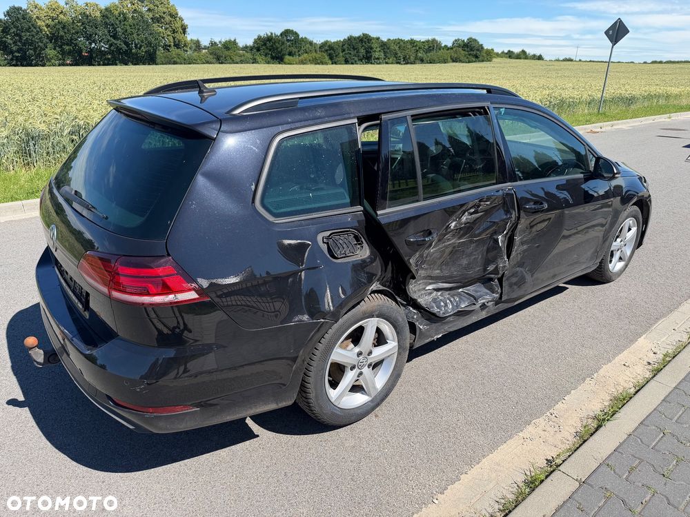 Volkswagen Golf 1.6 TDI DSG Join - 4