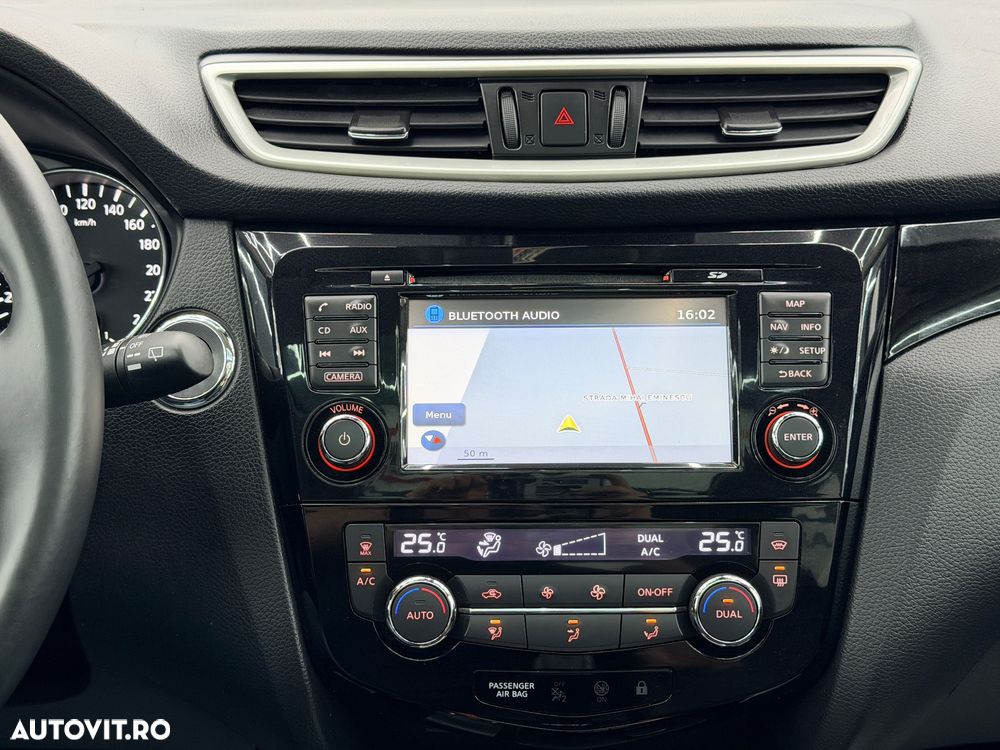 Nissan Qashqai 1.2 DIG-T Start/Stop Tekna - 27