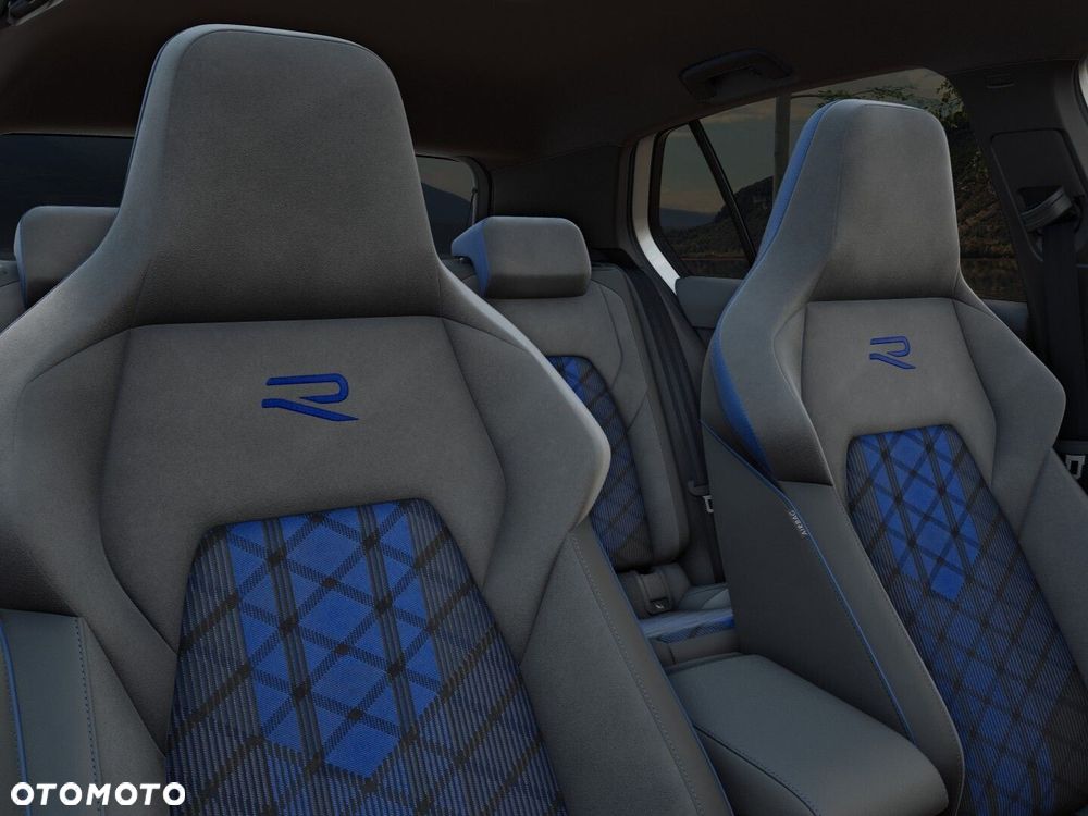Volkswagen Golf - 6