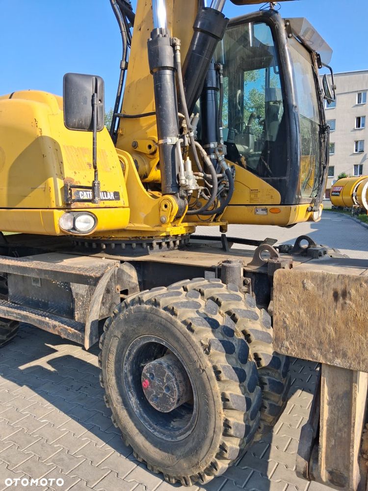 Caterpillar 322D - 4