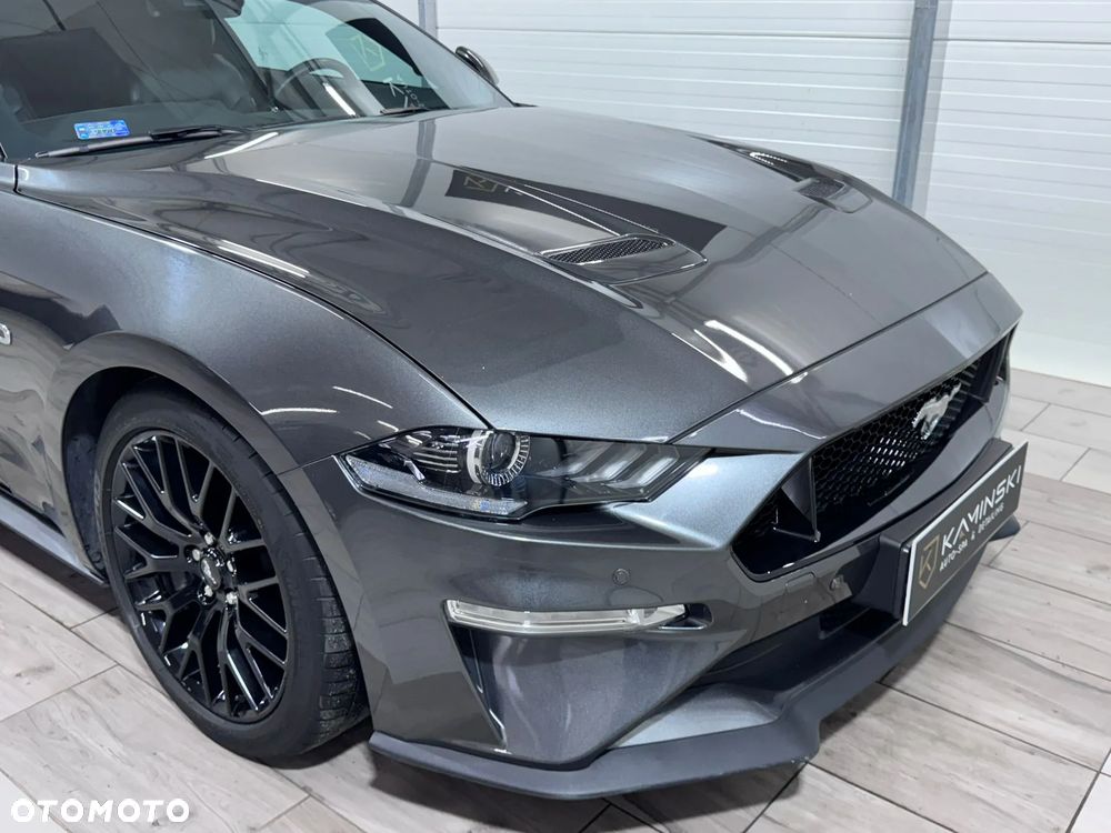 Ford Mustang 5.0 V8 GT - 4