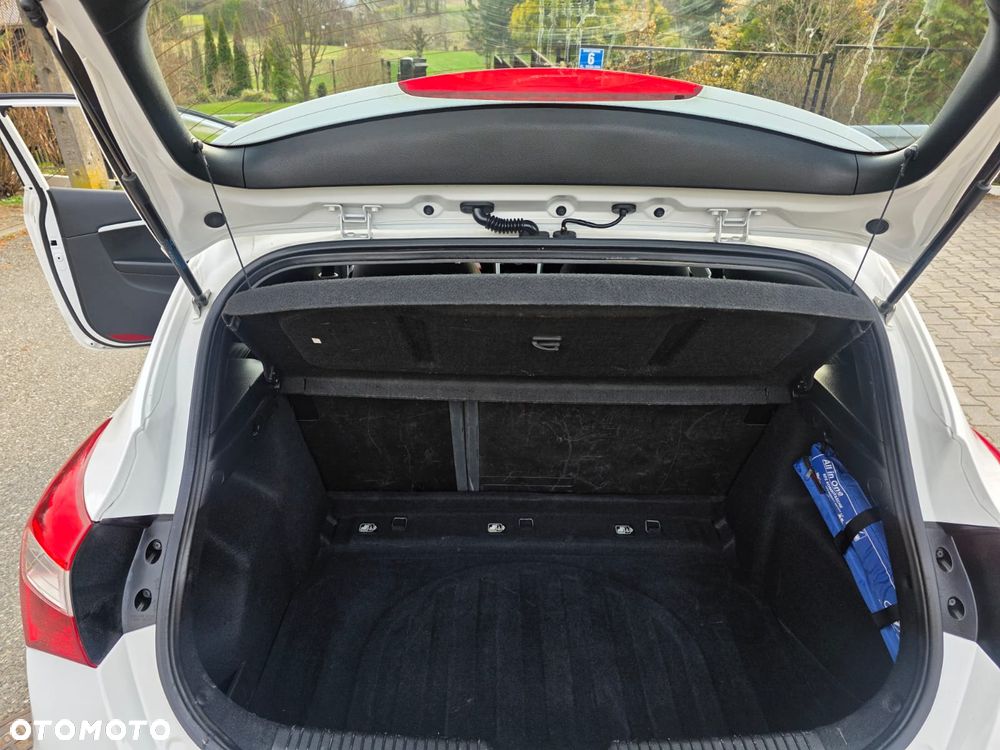 Hyundai i30 1.4 Fifa World Cup Edition - 11