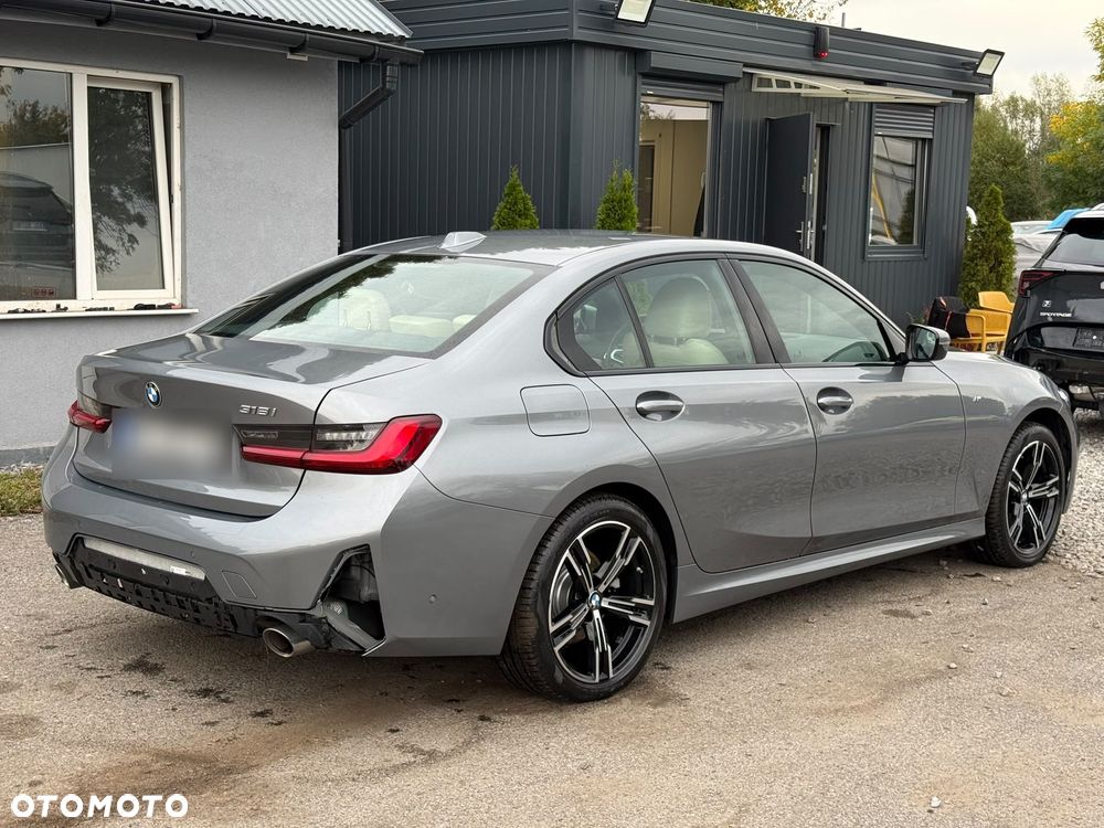 BMW Seria 3 318i M Sport - 14