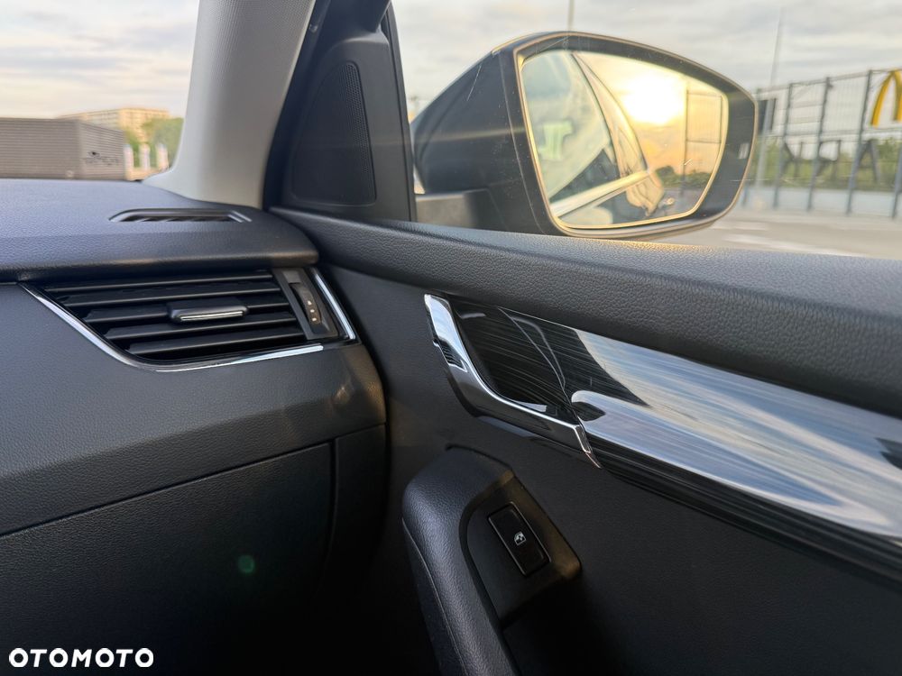 Skoda Octavia 1.5 TSI ACT Style - 12