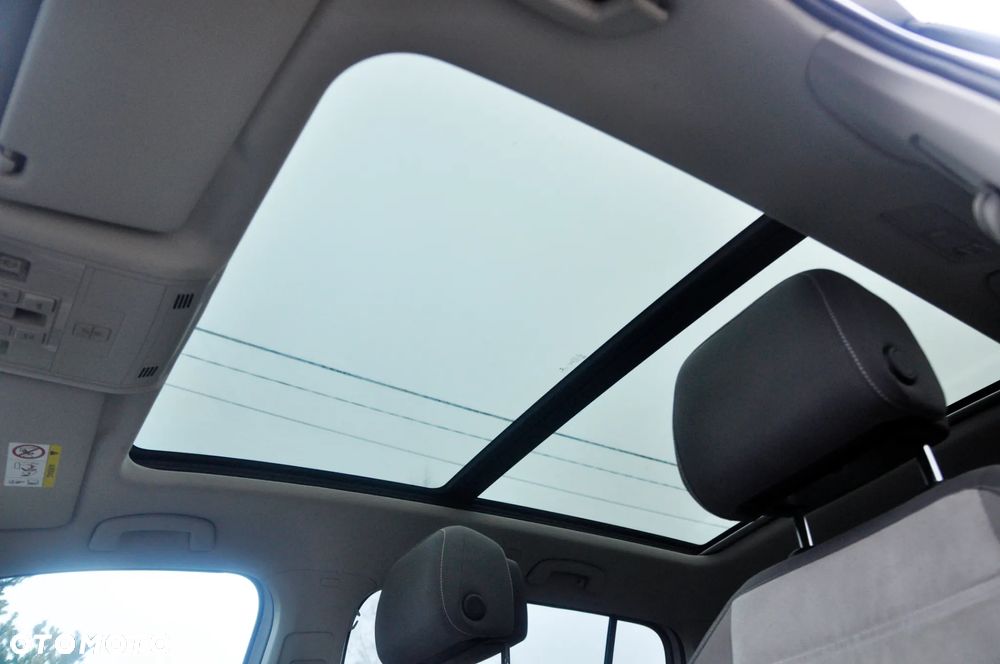 Volkswagen Touran 1.8 TSI BMT Highline DSG - 26