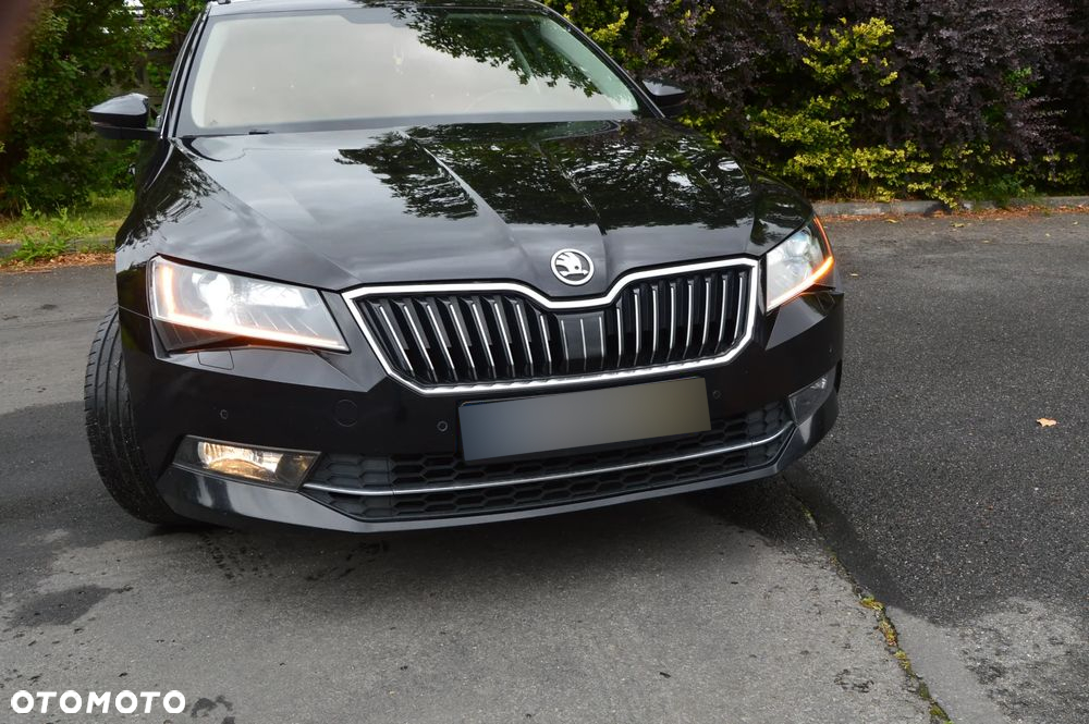 Skoda Superb 1.6 TDI DSG Ambition - 31