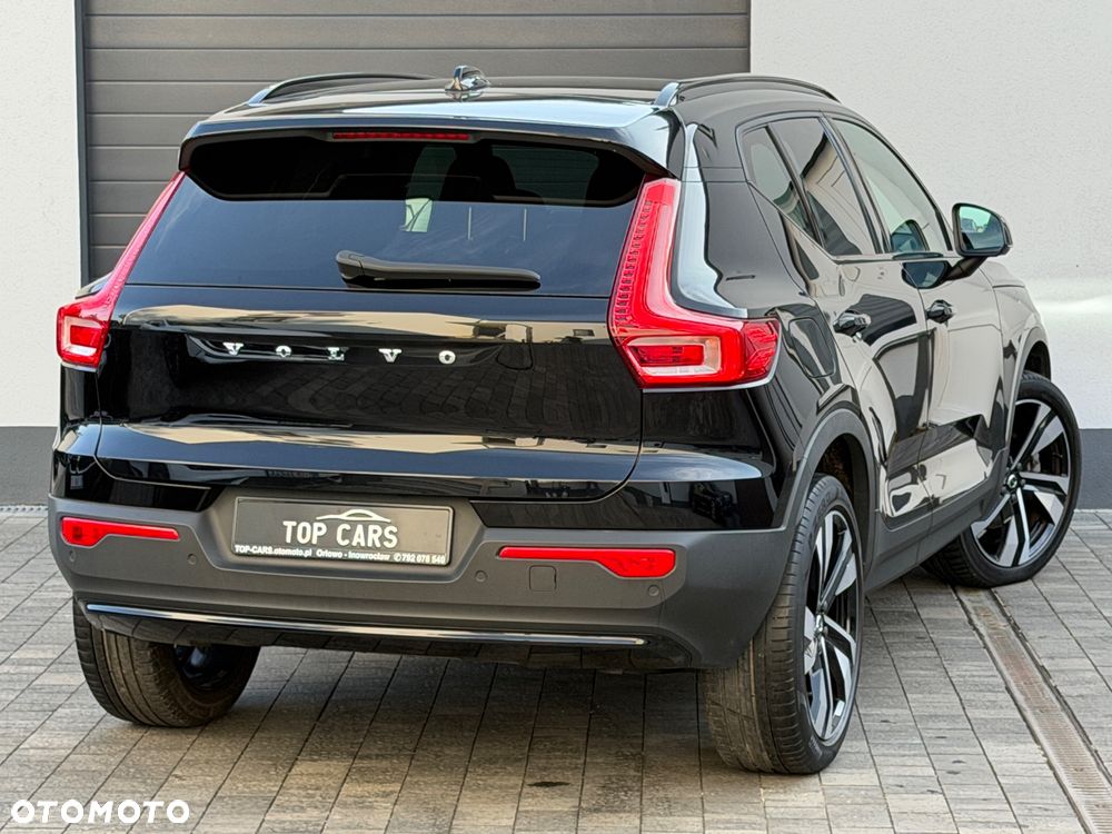 Volvo XC 40 B3 B DKG Ultra Black Edition - 41