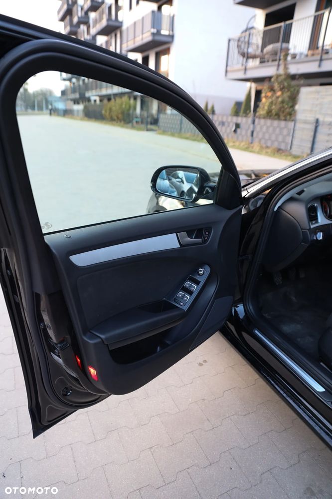 Audi A4 Avant 2.0 TDI - 14