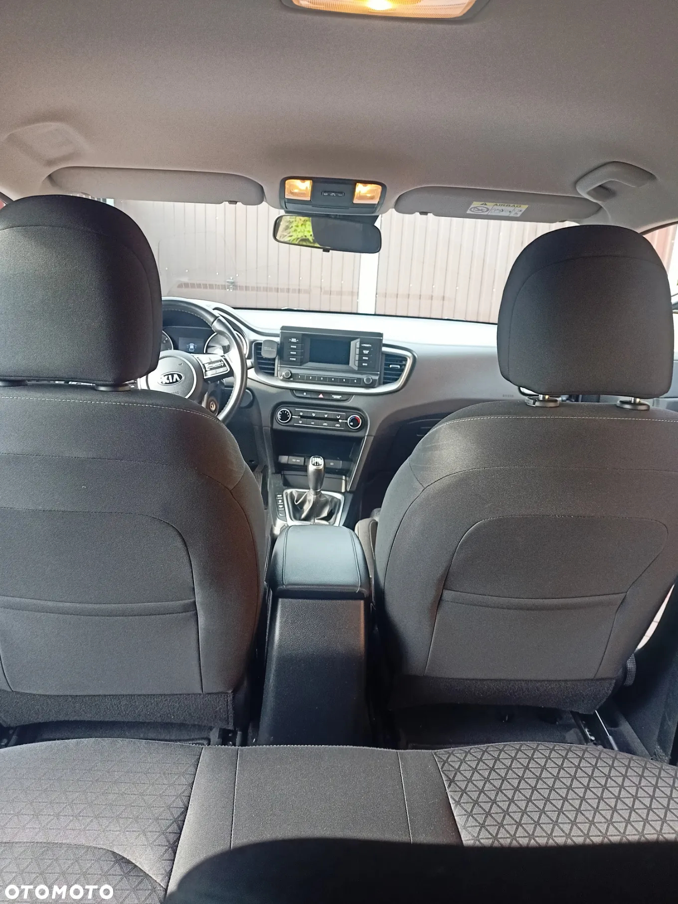 Kia Ceed 1.6 CRDi SCR M - 11