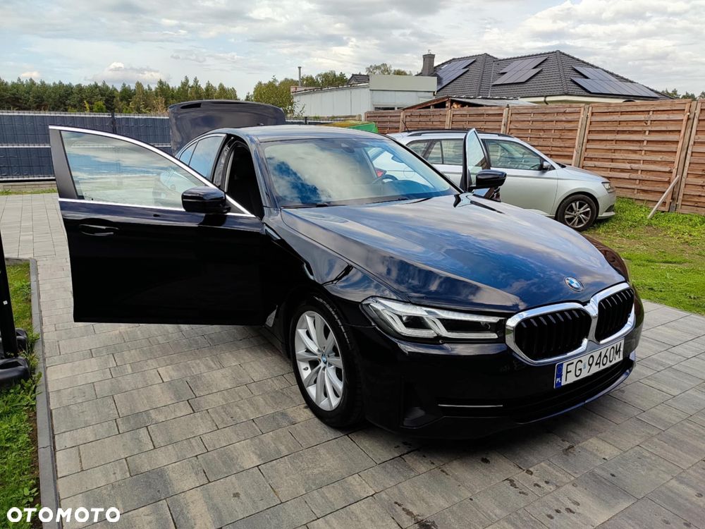 BMW Seria 5 518d Business Edition - 8