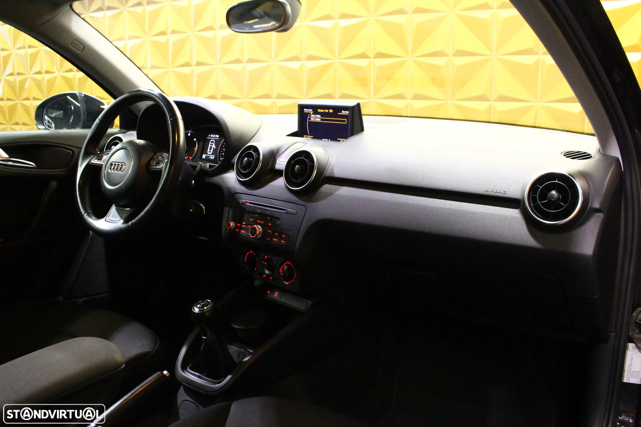 Audi A1 1.6 TDI Sport Edition - 11