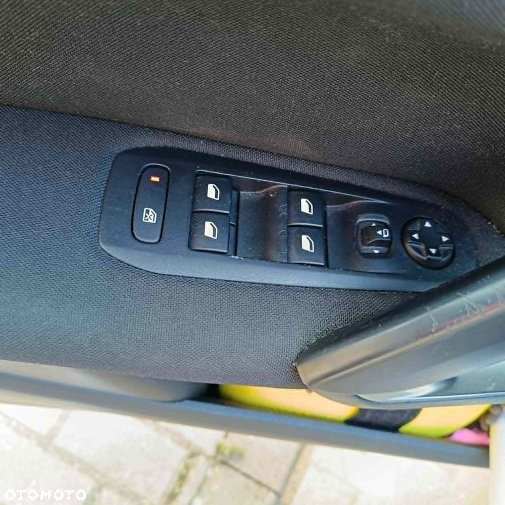 Peugeot 308 - 9