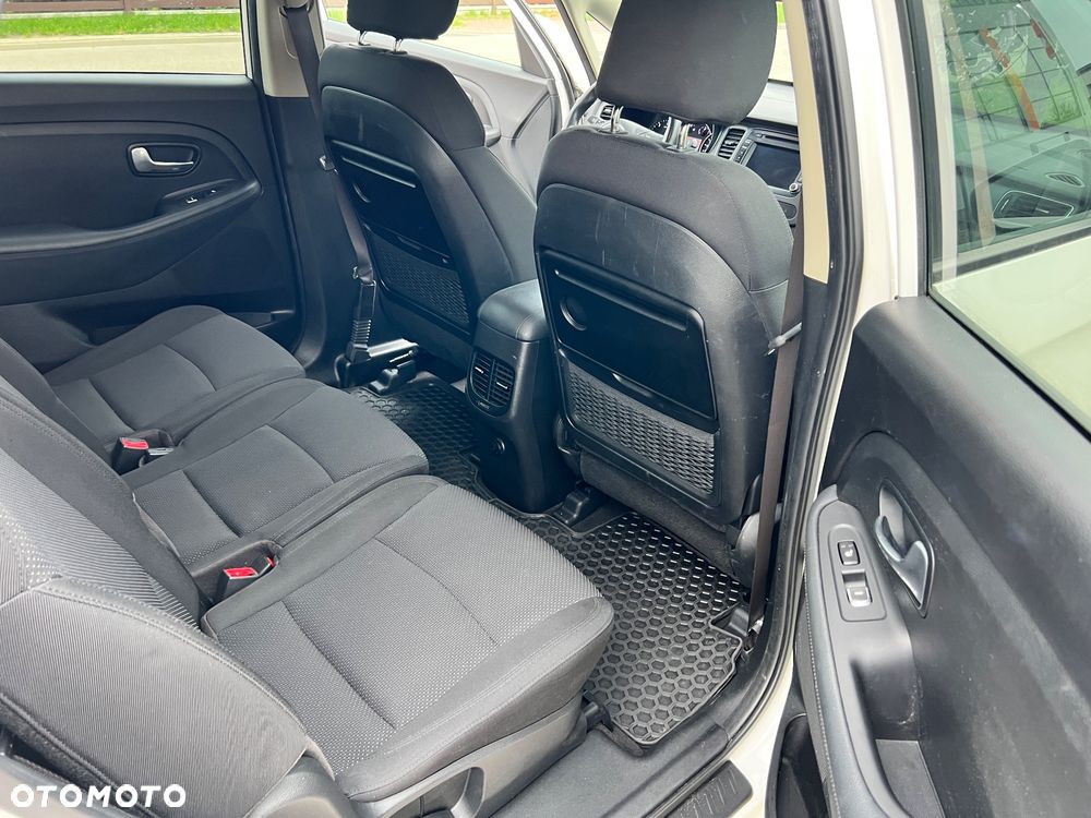 Kia Carens 1.7 CRDi Spirit - 9