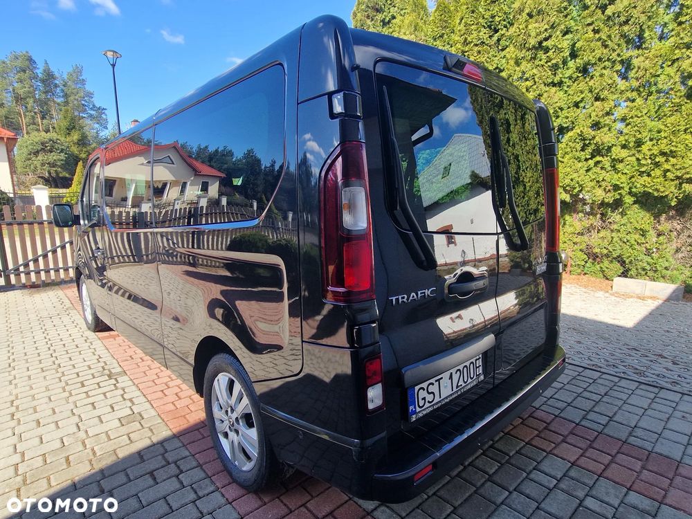 Renault Trafic 2.0 dCi Escapade - 11